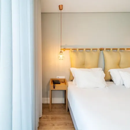 The Rex - Mansion House - Private Parking