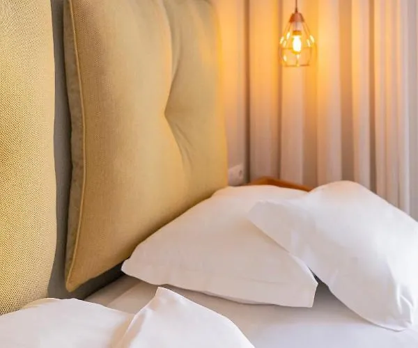 Hotel The Rex - Mansion House - Private Parking Oporto