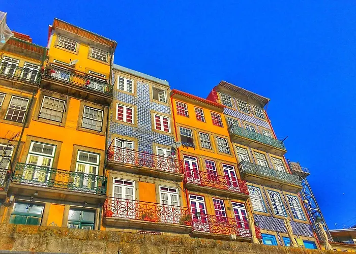 The Rex - Mansion House - Private Parking Oporto