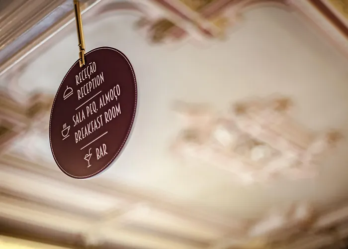 Hotel The Rex - Mansion House - Private Parking Oporto