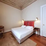 מלון The Rex - Mansion House - Private Parking 2*