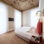The Rex - Mansion House - Private Parking מלון