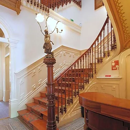 The Rex - Mansion House - Private Parking فندق 2*