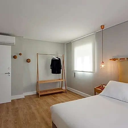 The Rex - Mansion House - Private Parking Oporto