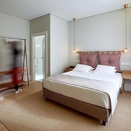 The Rex - Mansion House - Private Parking Hotel Oporto