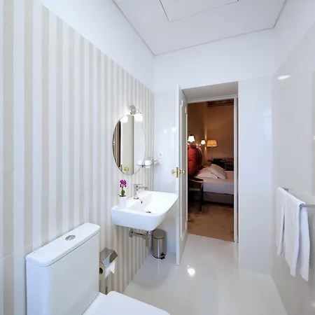 The Rex - Mansion House - Private Parking Porto
