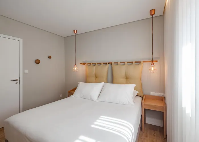 The Rex - Mansion House - Private Parking Hotel 2*