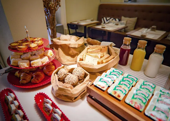 The Rex - Mansion House - Private Parking Porto