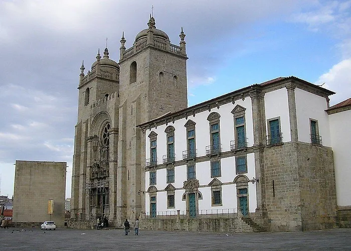 The Rex - Mansion House - Private Parking Hotel