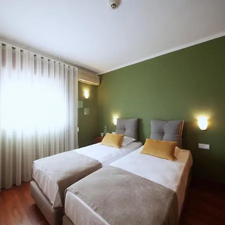Hotel The Rex - Mansion House - Private Parking 2*