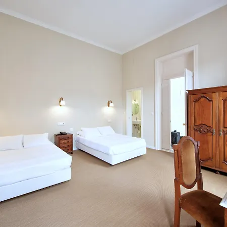 The Rex - Mansion House - Private Parking Porto