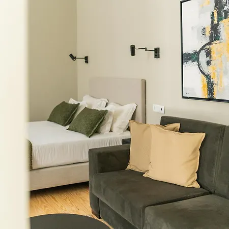 The Rex - Mansion House - Private Parking Hotel 2*