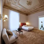 The Rex - Mansion House - Private Parking 2* Porto