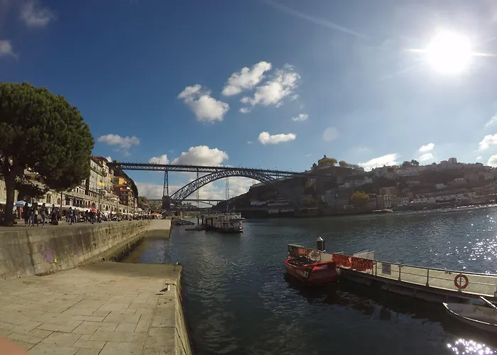 호텔 The Rex - Mansion House - Private Parking 2*